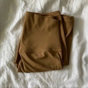 High waisted leggings